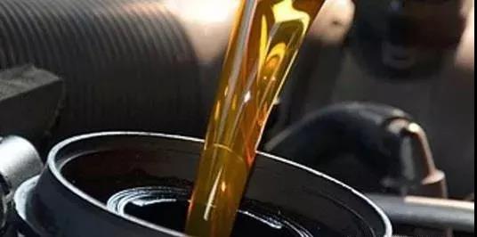 機(jī)油種類百科大全，不再傻傻分不清！